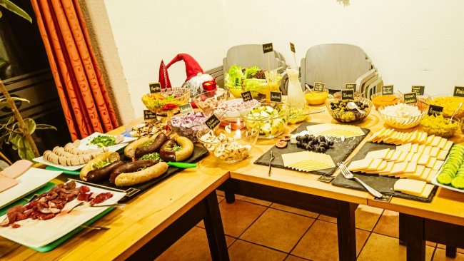 Raclette Buffet Camping Simmertal Glücksschenke